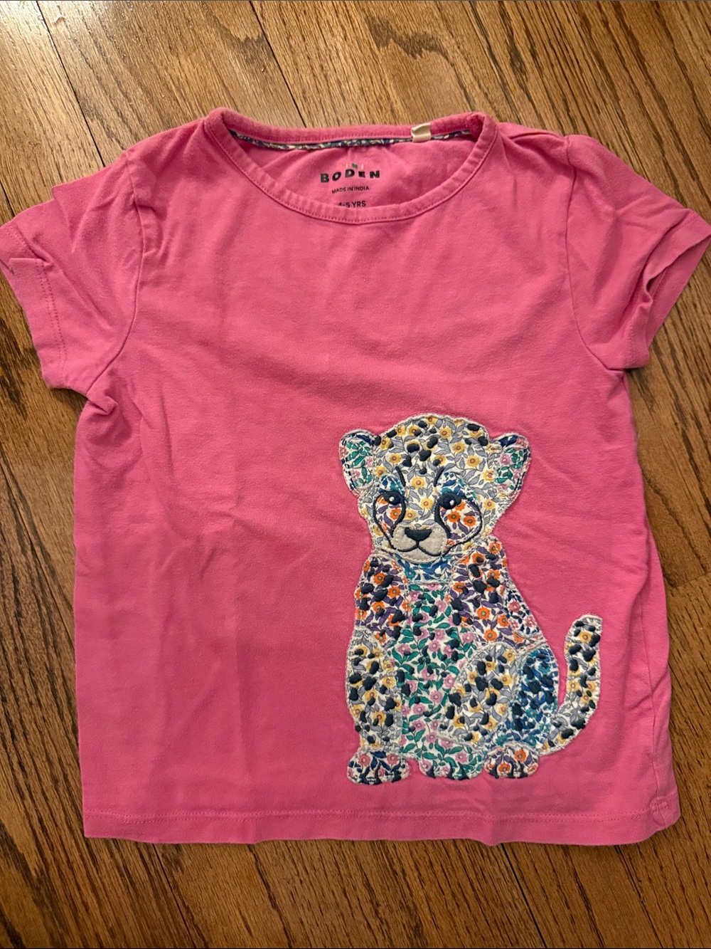 Mini Boden cheetah shirt - girls 4/5